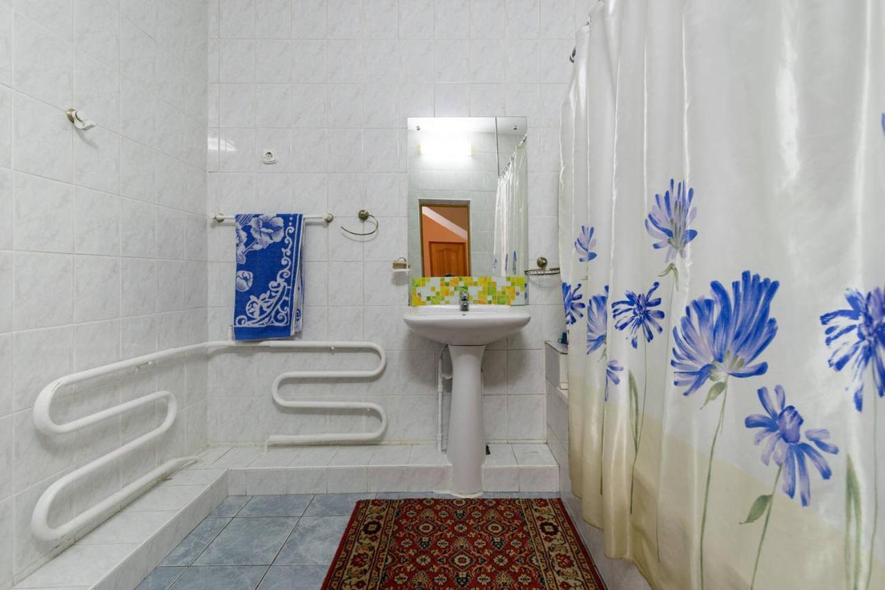Guest House On Maksimova 9 Almaty Exterior foto